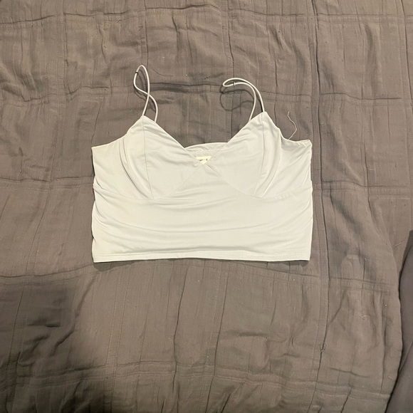 Baby blue cropped garage top - Picture 1 of 2